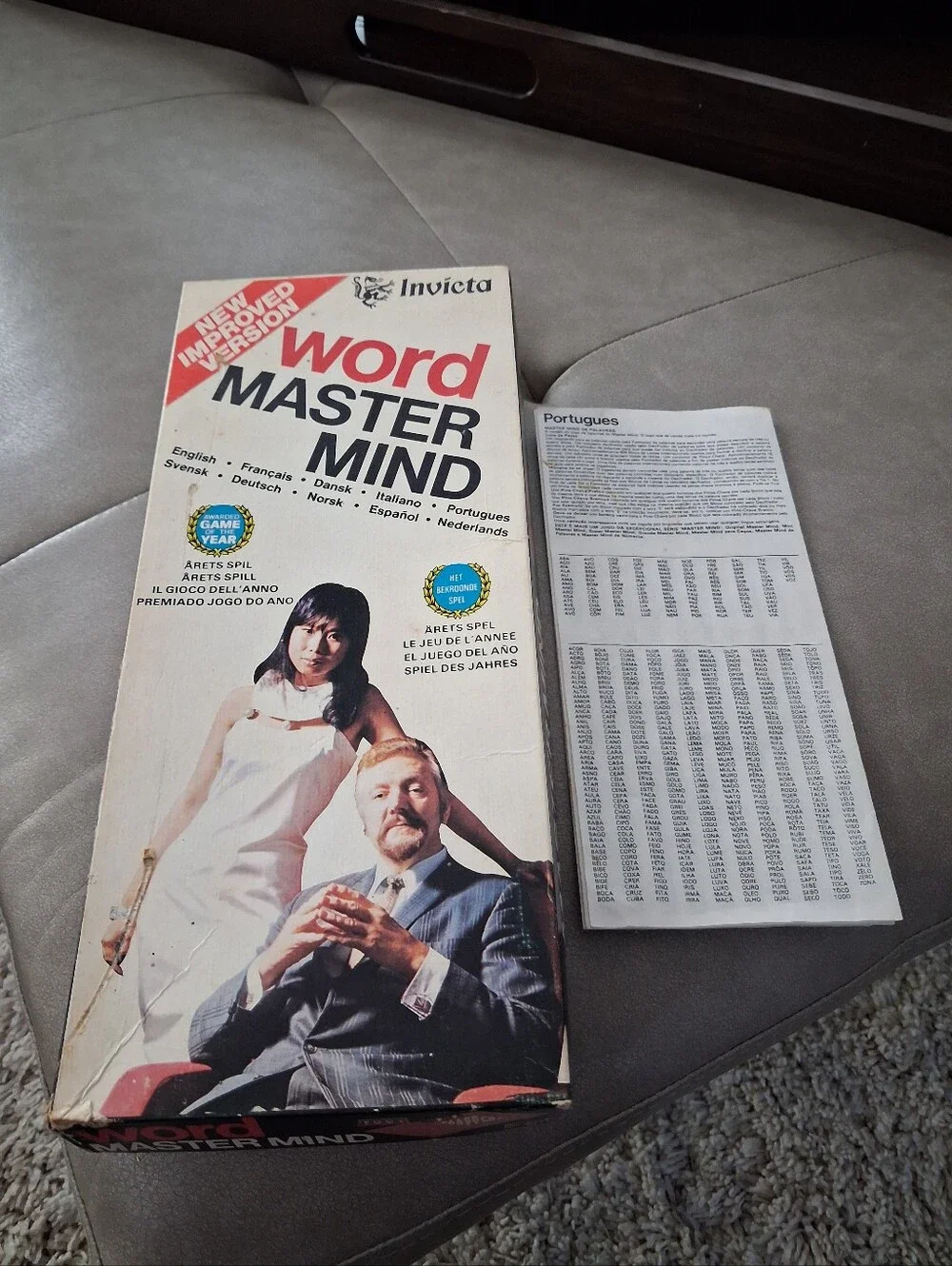 Vintage 1975 Word Mastermind Board Game